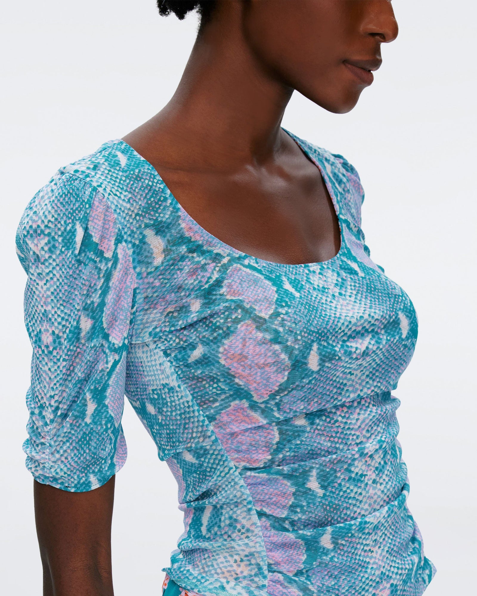 Ali Reversible Mesh Top