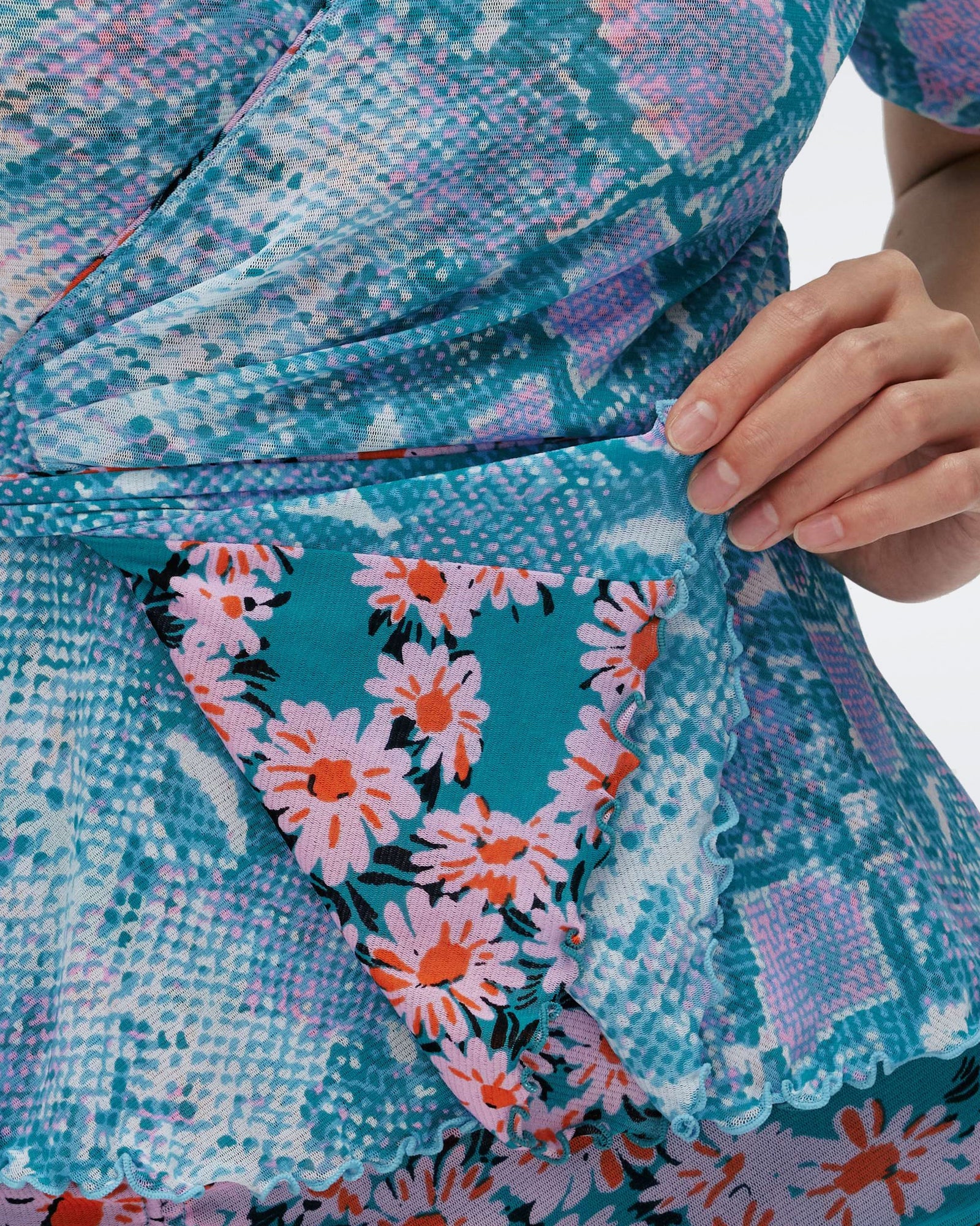 Siera Reversible Mesh Top