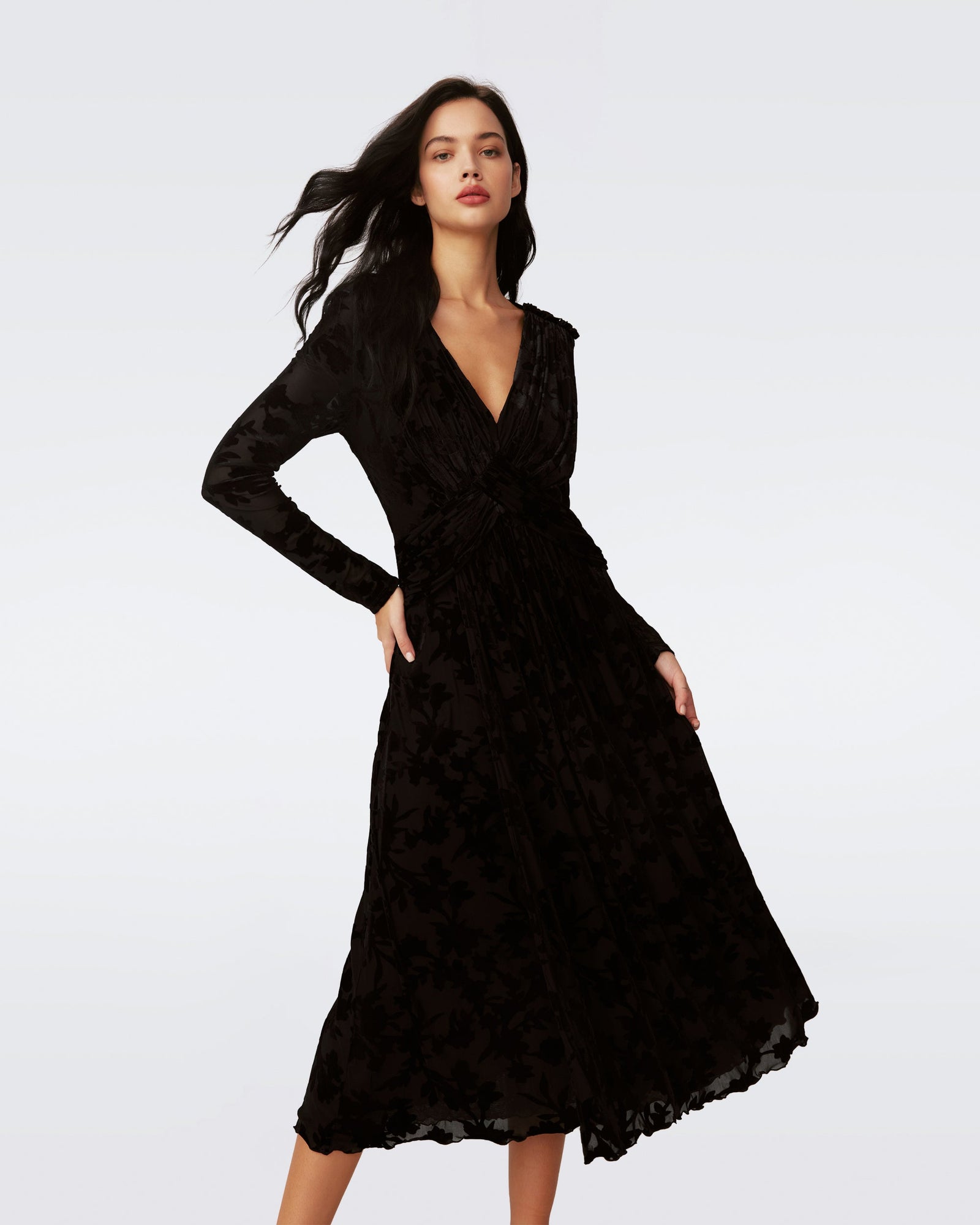 DVF STRAND DRESS in BLACK