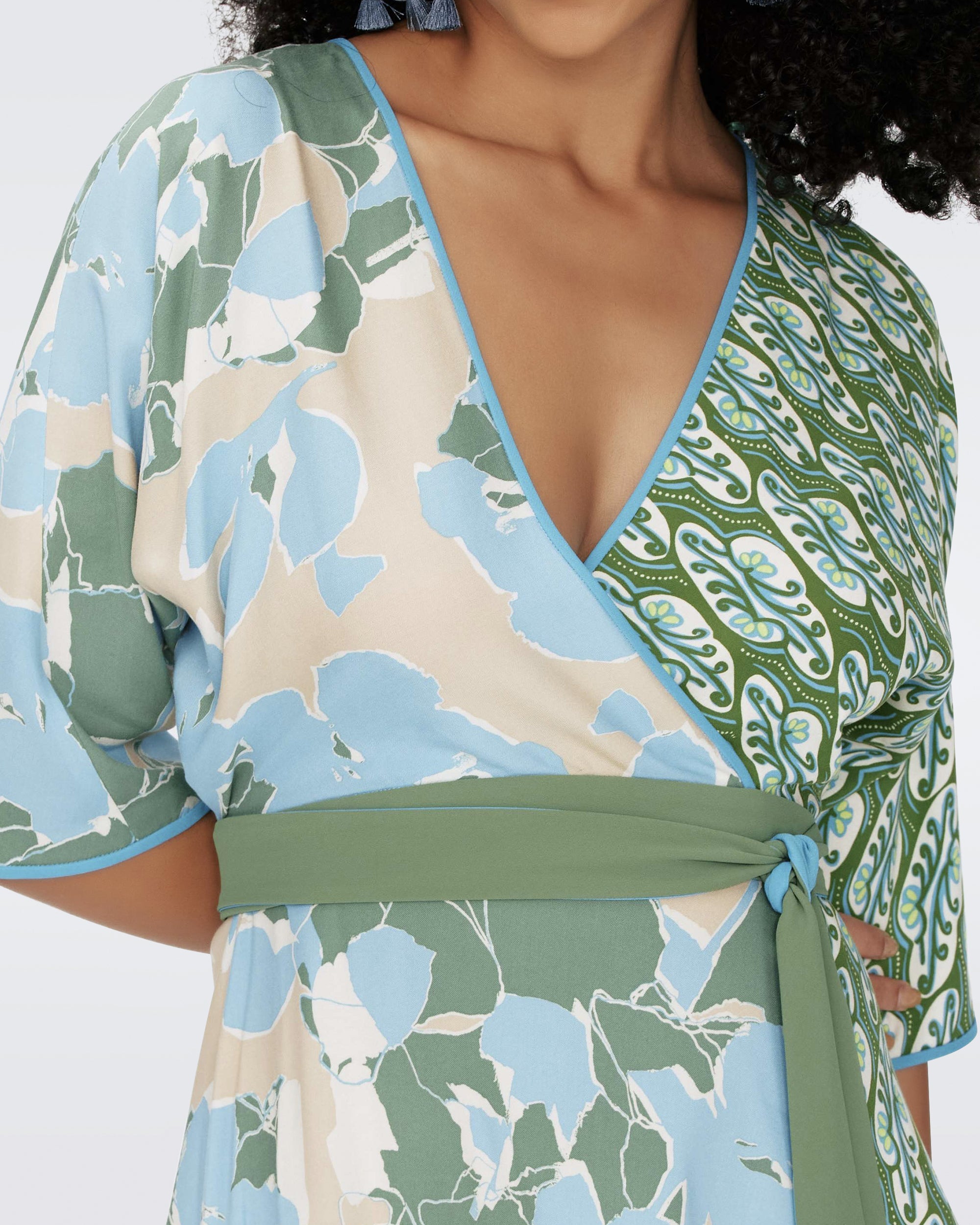 dvf eloise maxi dress XS 2 DVF Diane von Furstenberg ELOISE Floral Bouquet Faux Wrap Maxi Silk Dress