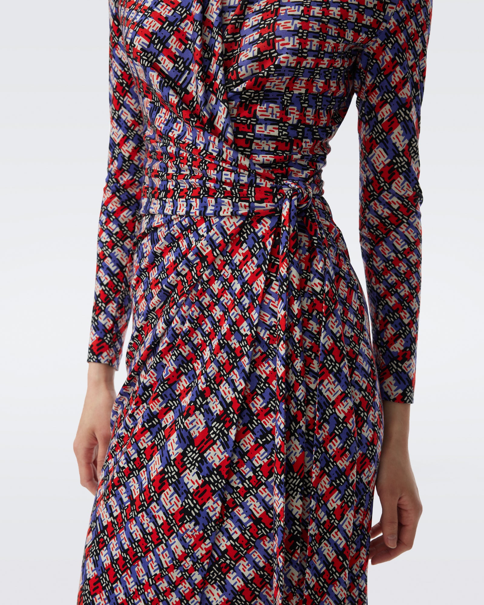 DVF MODEN DRESS