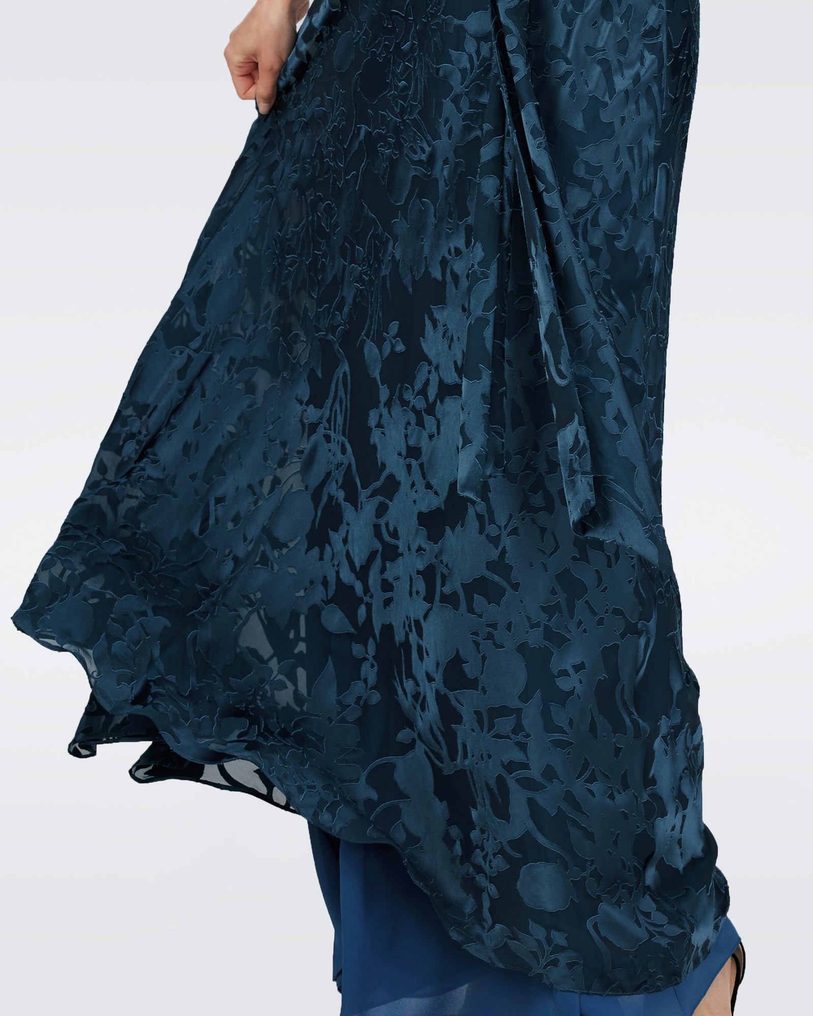 Dvf Roselin Dress In Mystic Shadow Floral