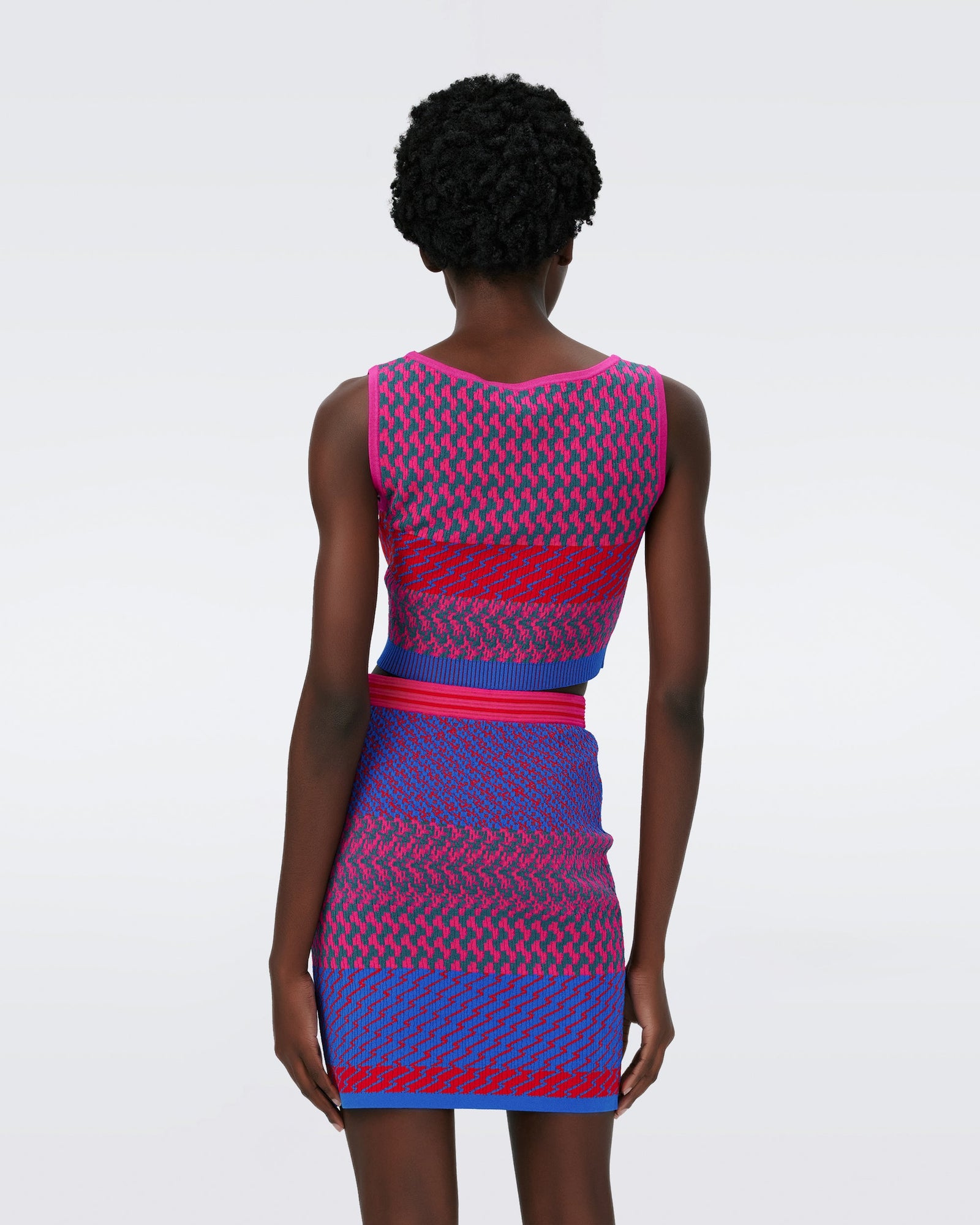 Dvf Arpita Top In Multicolor Zigzag Strip Pk/Bu