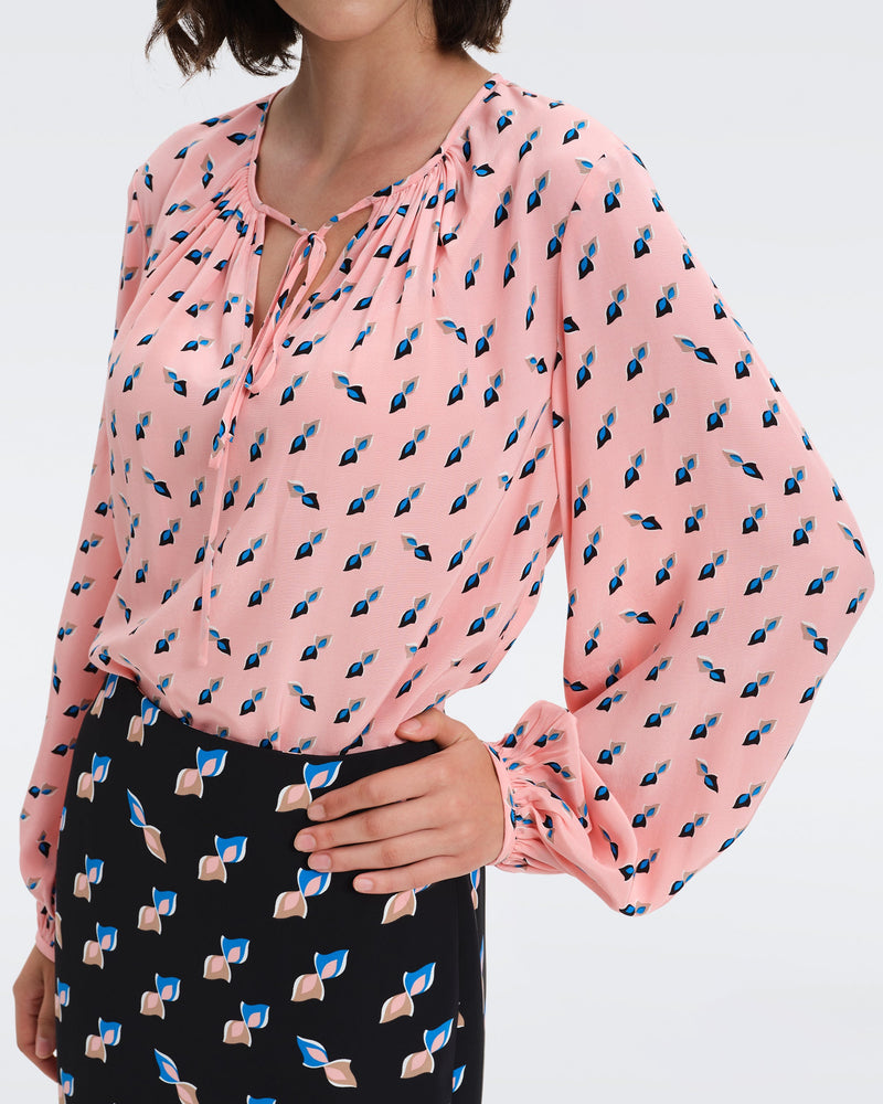 DVF freddie crepe blouse in twisted geo soft pink
