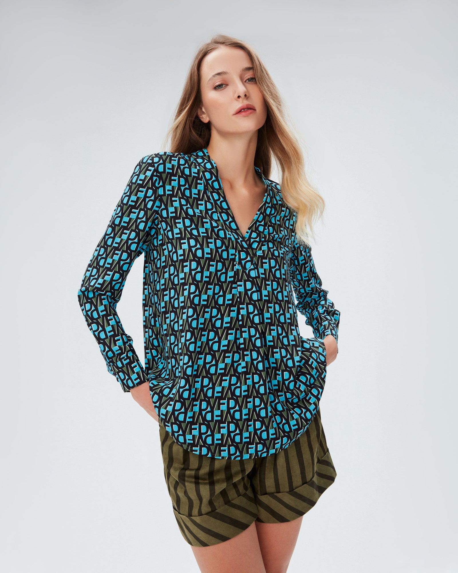 dvf sanorah top in dvf stamp sm pine green