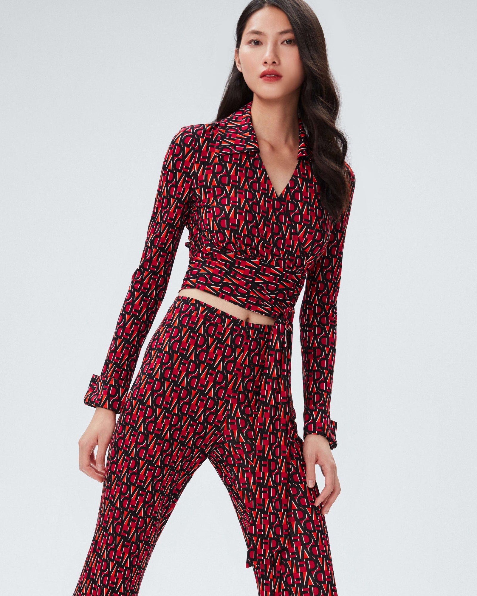 dvf bobbie top in dvf stamp sm shocking beet