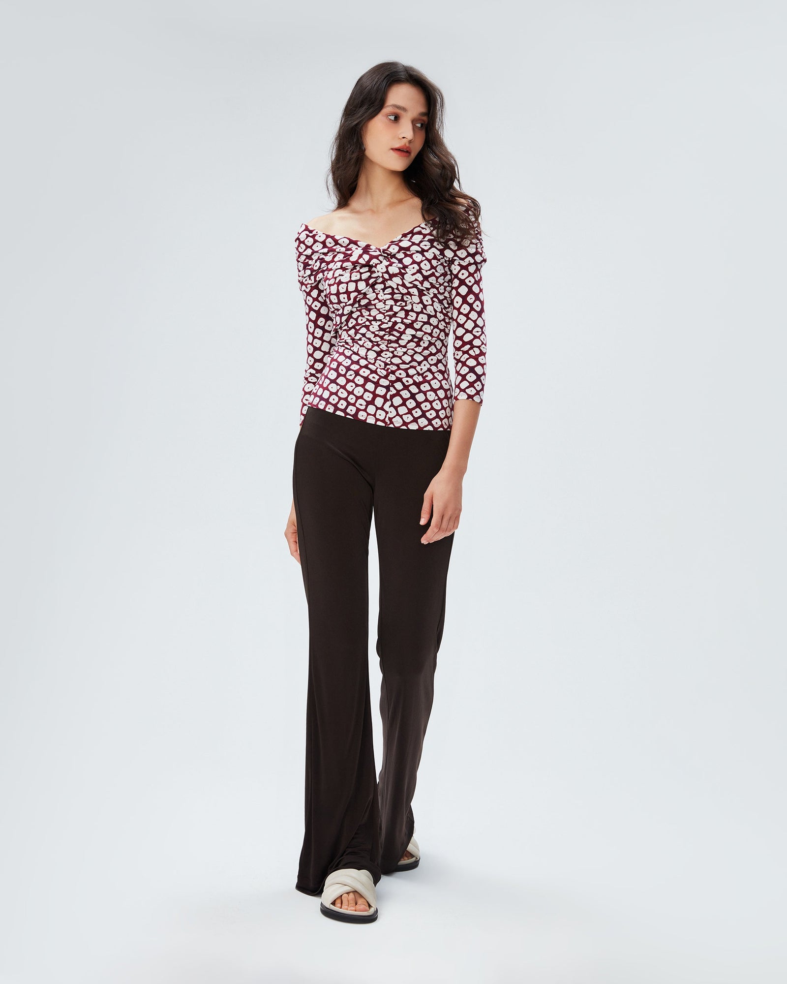 dvf greg top in batik dot geo