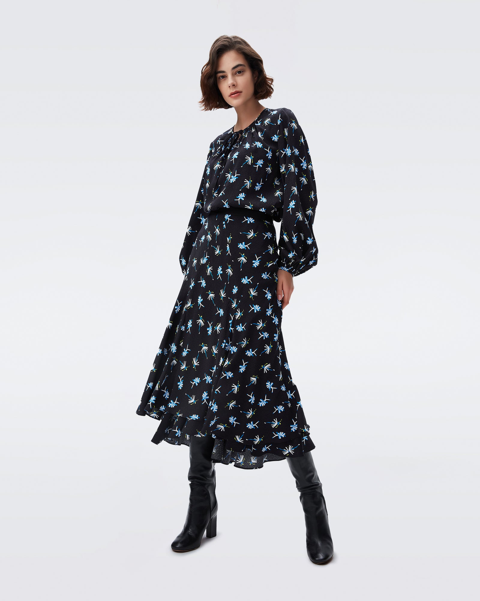 DVF new freddie blouse in people dancing black