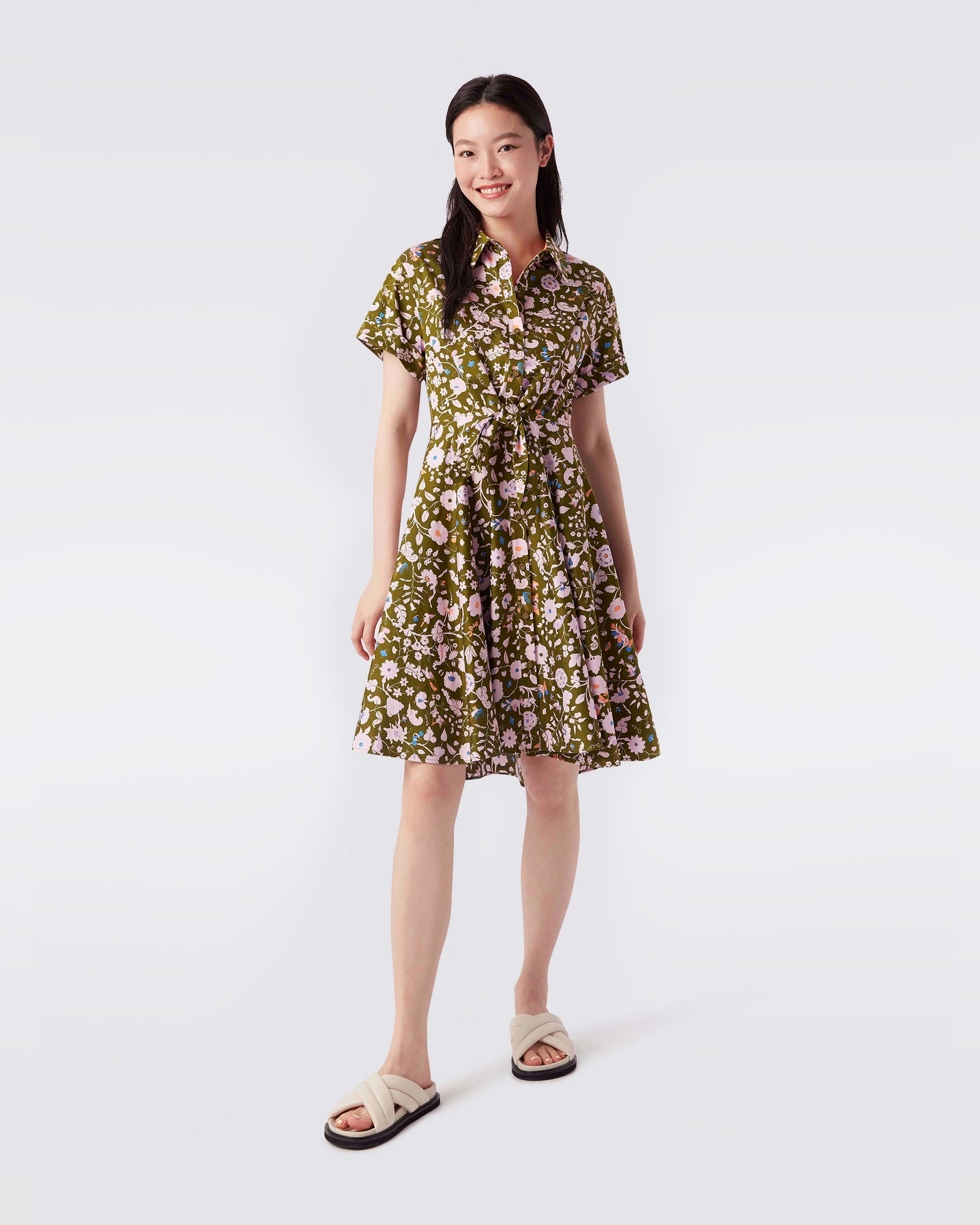 Albus Short-Sleeved Mini Dress In Military Green Fortuna