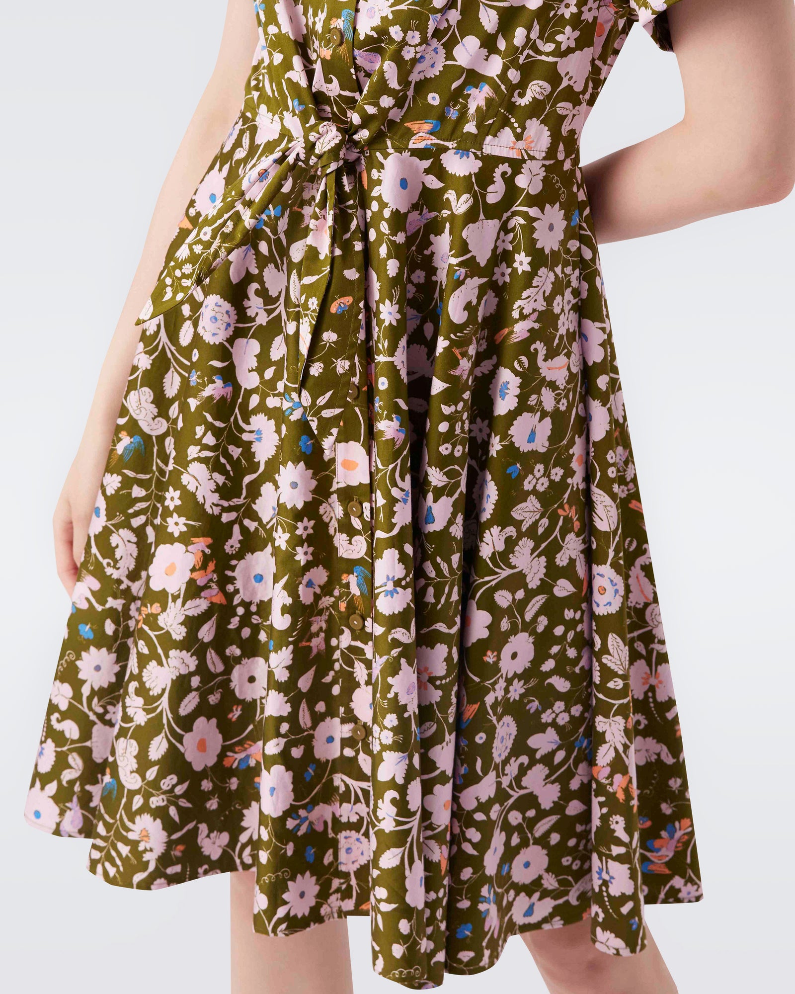 Albus Short-Sleeved Mini Dress In Military Green Fortuna