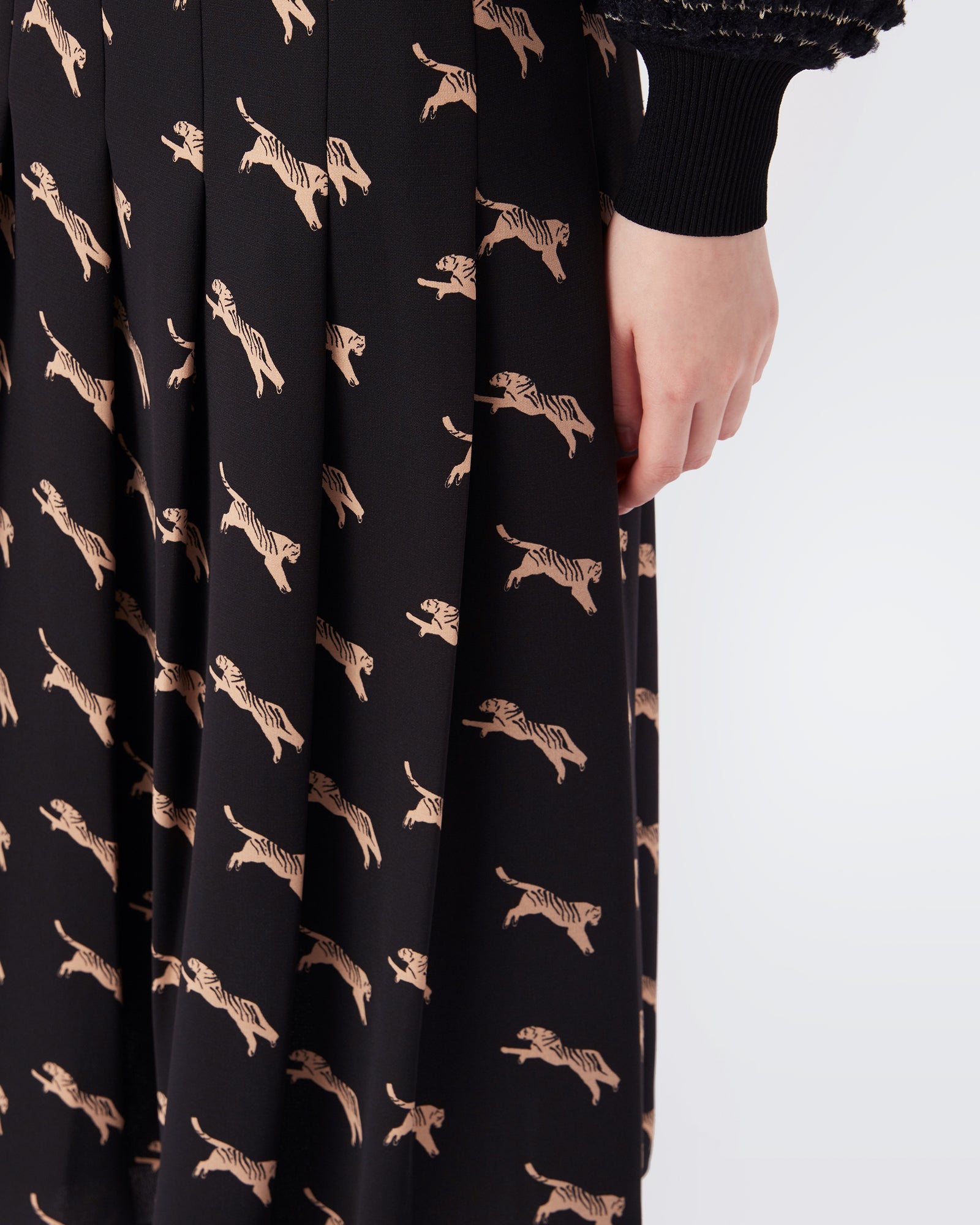 Romello Pleated Midi Skirt In Sprinting Tiger