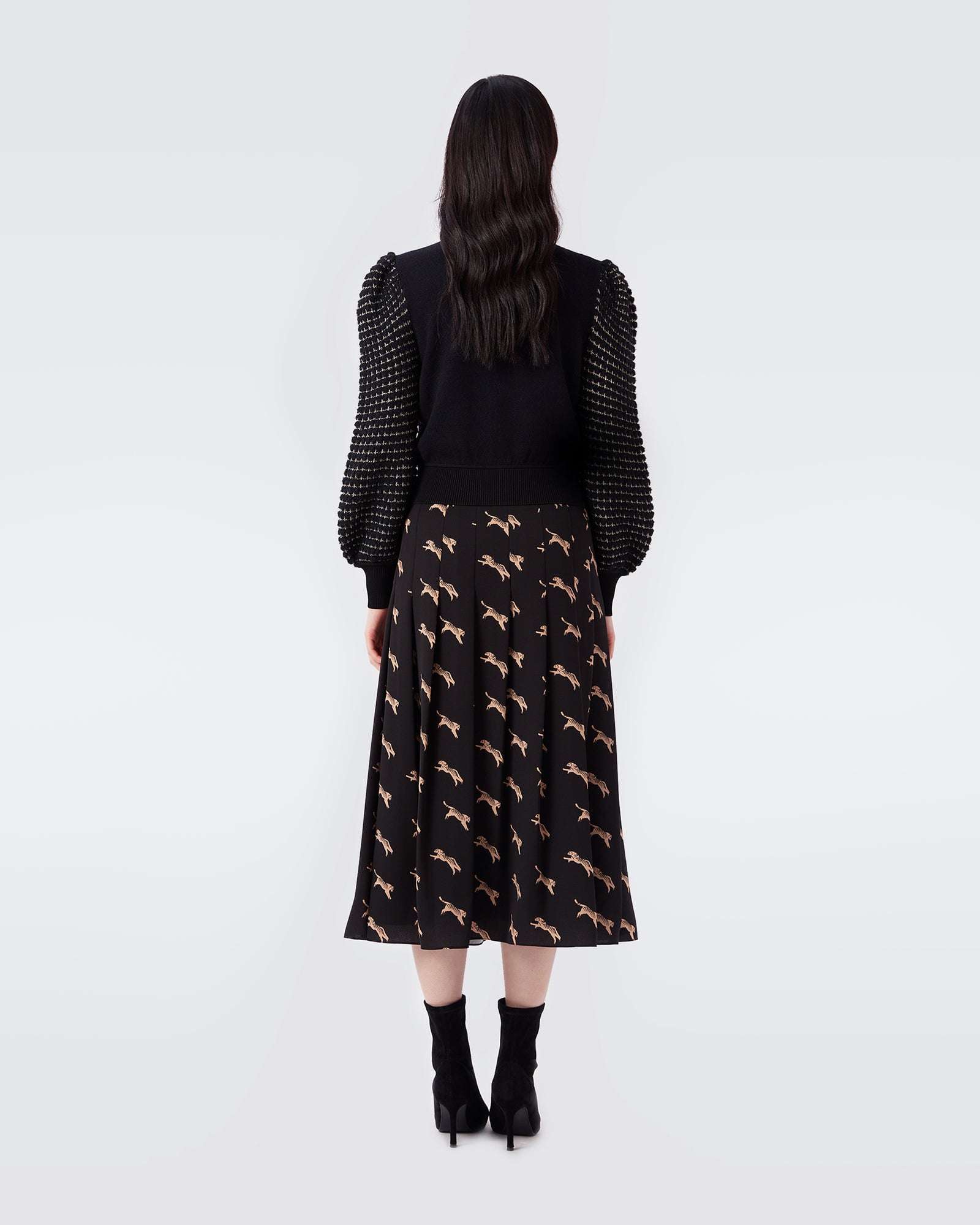 Romello Pleated Midi Skirt In Sprinting Tiger