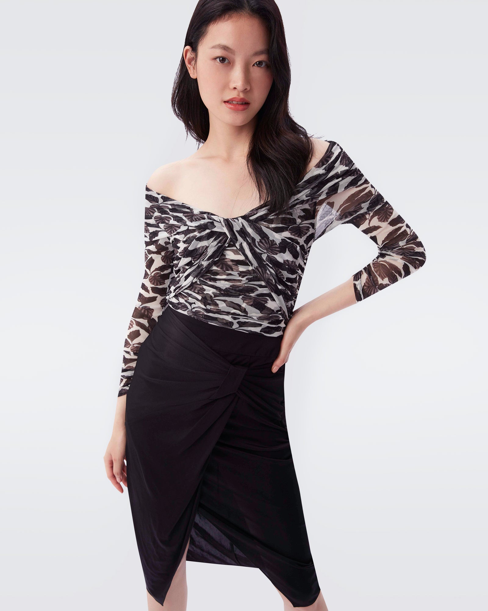 Garcel Knotted Skirt