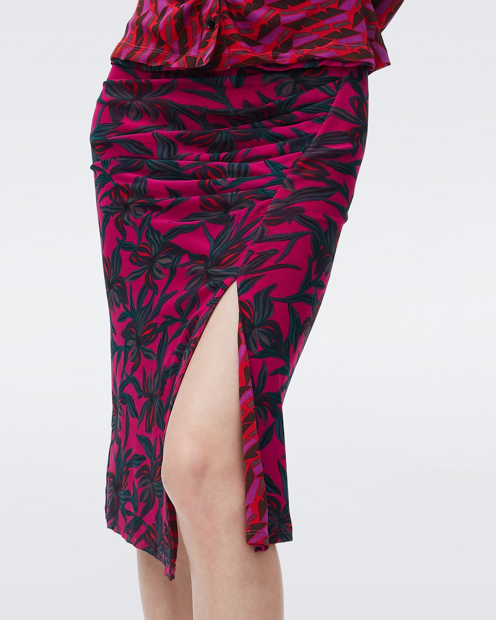 DVF dariella reversible mesh skirt in orchids medium aster zig zag red