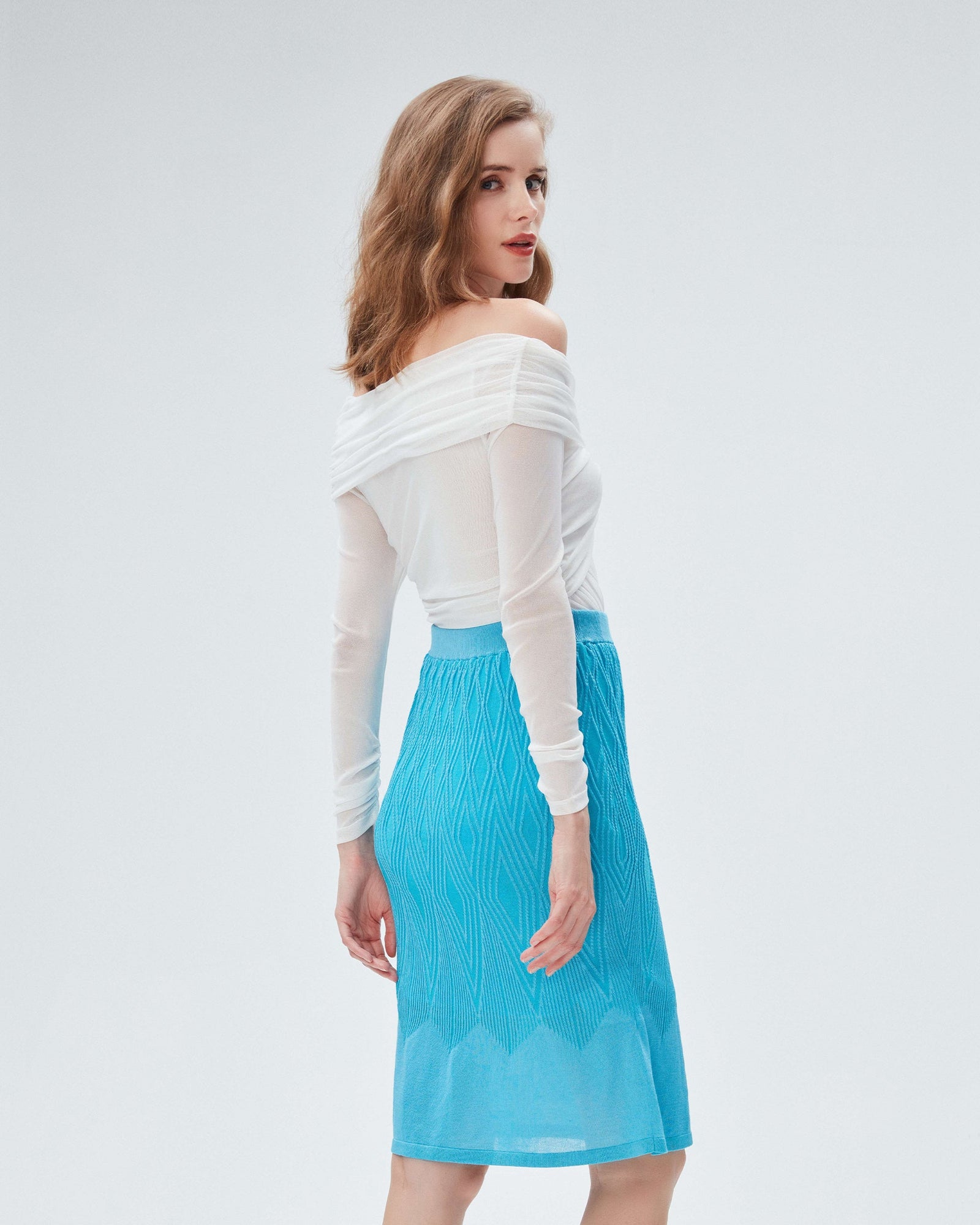 dvf ava skirt in pool party