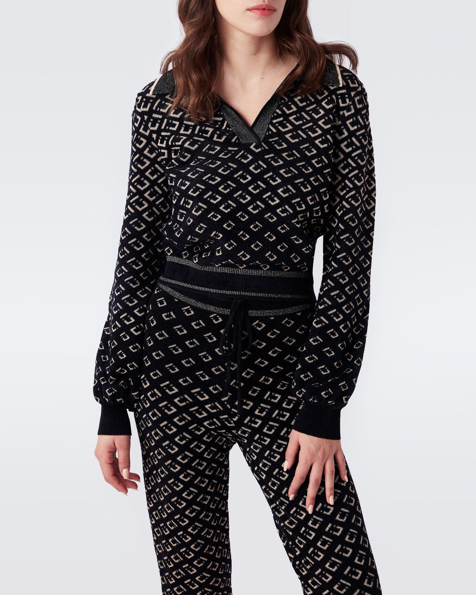 Verdi Knit Jacquard Drawstring Pants In Black Geo Chain