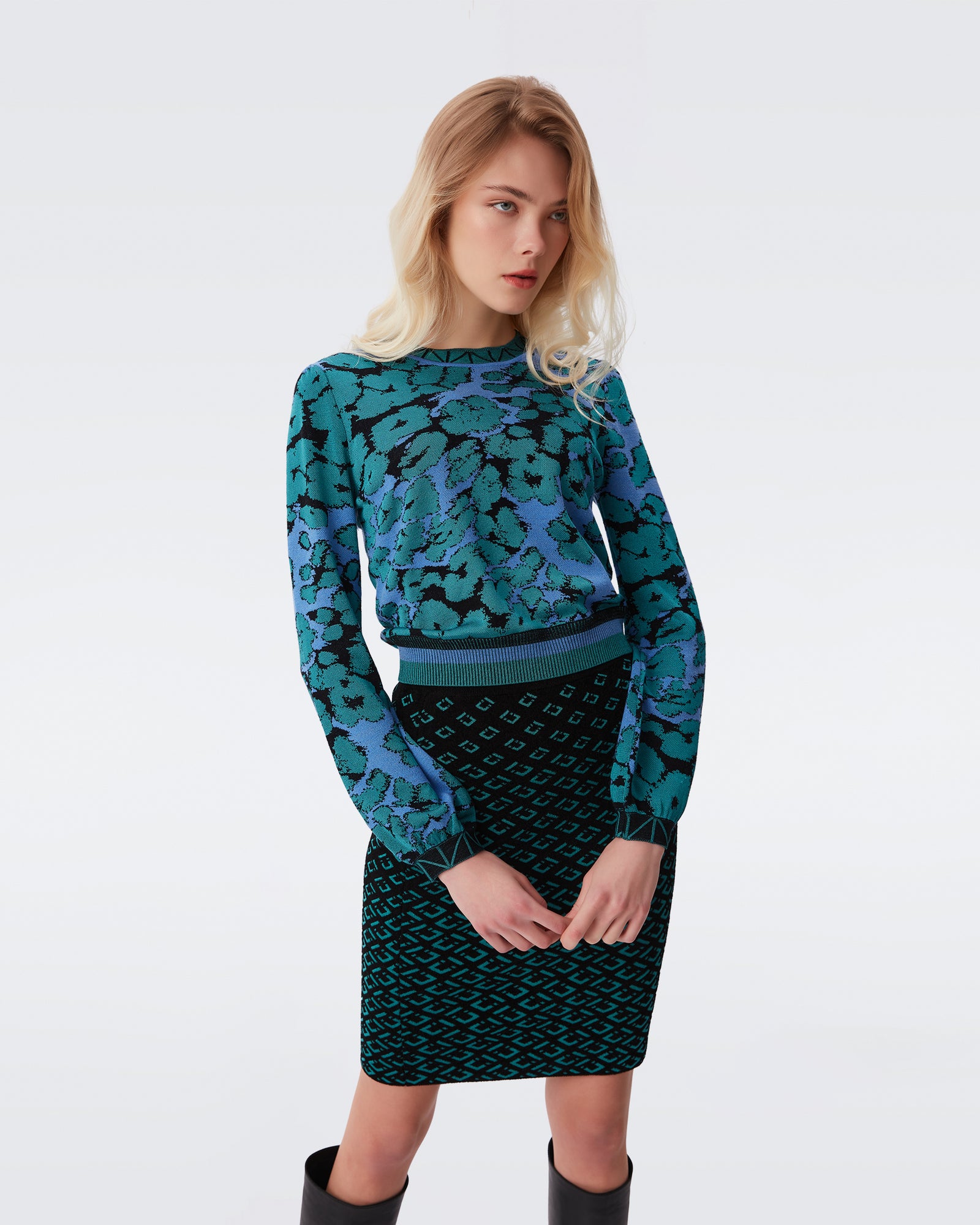 DVF nellis top in wave leopard blue